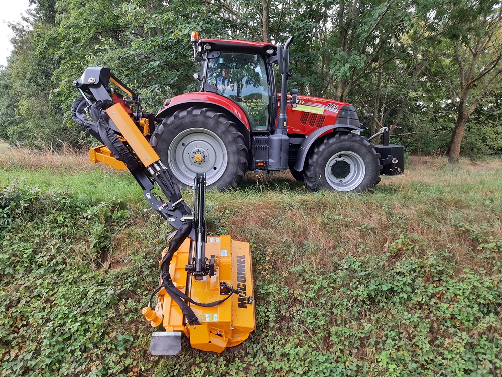 McConnel Power Arm op een Case IH Puma 175